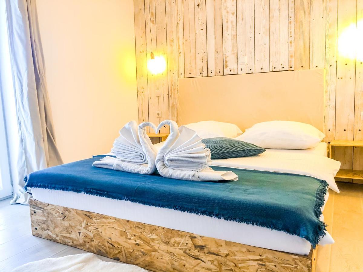 Kisas Loft By Pinch Hotel Pakostane Bagian luar foto